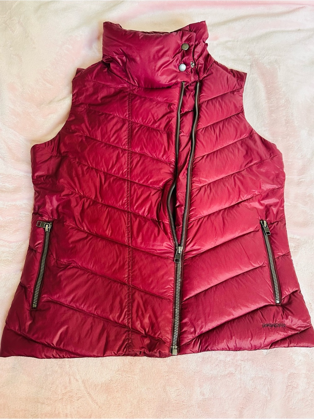 Patagonia Women's Magenta Quilted Vest